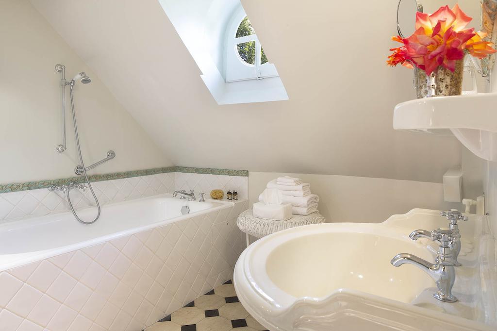 Bed and Breakfast Chateau De Beneauville Petiville  Pokoj fotografie